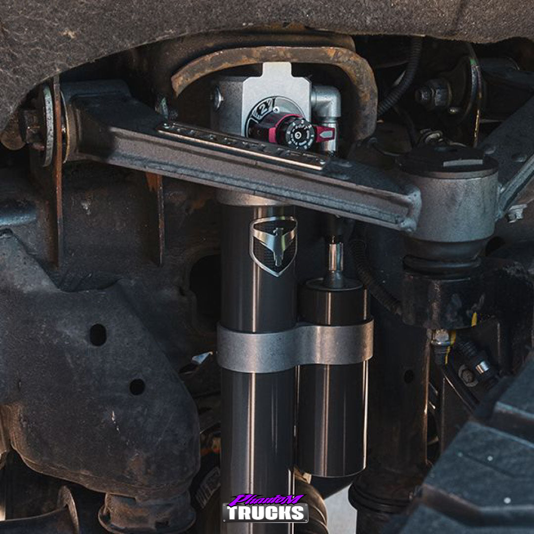 8" MAX3.3 Suspension System w/ Falcon 3.3 Shocks And Fab UCA Arms - 2020-2024 GM Silverado / Sierra 2500HD/3500HD (SKU: 42-30840)